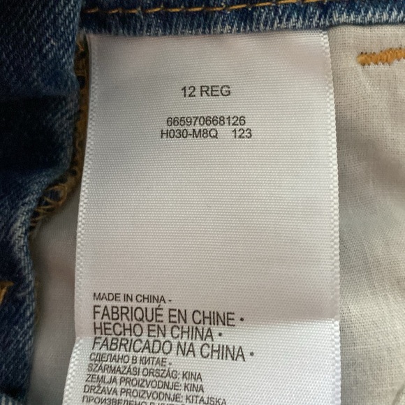 Junior Levi’s Shortalls relaxed fit NWT size 12 - Picture 8 of 8